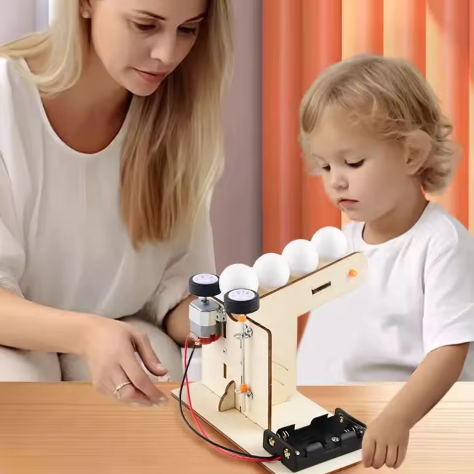เครื่องยิงลูกบอลอัตโนมัติ DIY  - Kinetic Kids Education บทวิจารณ์และราคา